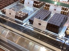 面包甜点陈列柜-VENCHI 闻绮(北京国贸商城店)