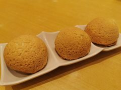 酥皮焗叉燒包-添好运点心专门店(百老汇店)