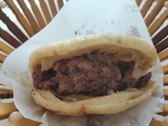 醇香型驴火-闫家驴肉老店(华电一校店)