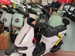 -小牛电动(上海浦东新区张杨路店)