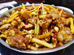 干锅牛蛙-馋嘴蛙火锅