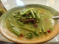 -峡谷农家乐饭店