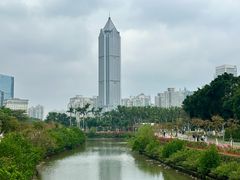 -万绿园