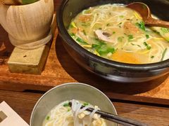 -银米·云南传统过桥米线(双廊黑金冠店)