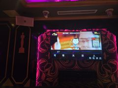 -UK派对KTV(日月广场店)