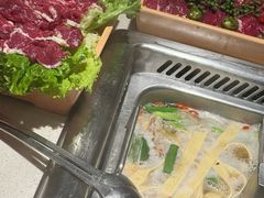 -海底捞火锅鲜切牛肉主题店(长寿路店)