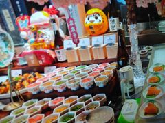 -雍容荟帝王蟹活龙虾展台自助(IFS黑金店)