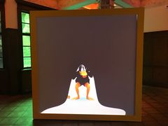 -Nathalie Djurberg与Hans Berg“牛皮纸包裹的月亮”-Prada荣宅当季展览