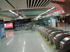 -徐图港(地铁站)