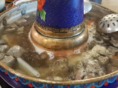 -毛辣果·贵州红酸汤牛肉火锅(西单店)