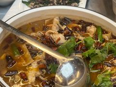 -蔼若春.传承三十年云南菜(金碧公园店)
