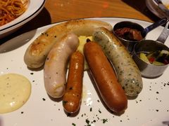 综合香肠拼盘-MR.ROCKY洛奇先生RESTAURANT&BAR(宝安壹方城店)