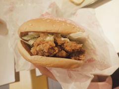 -麦当劳(世界城广场店)