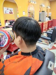 -Devilhands Barbershop男士理容店