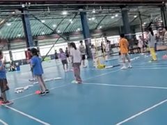 -健龙森俱乐部·游泳·健身·羽毛球综合体育馆