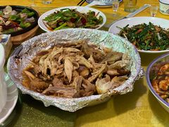 -鲤鱼塘农家山庄