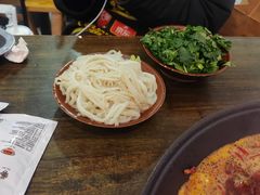 -黄潇洒老火锅(九眼桥宏济巷店)
