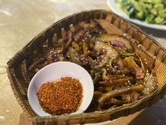 卤拼-江湖黑大兔(杨家坪店)