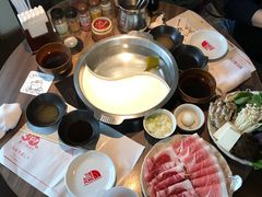 -我那覇豚肉店(カフーナ旭橋店)