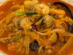 辣海鲜面-桃园中华料理炸酱面(燕儿岛路店)