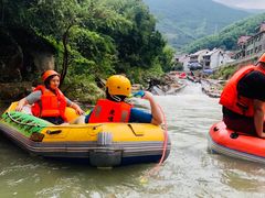 -虎啸峡漂流