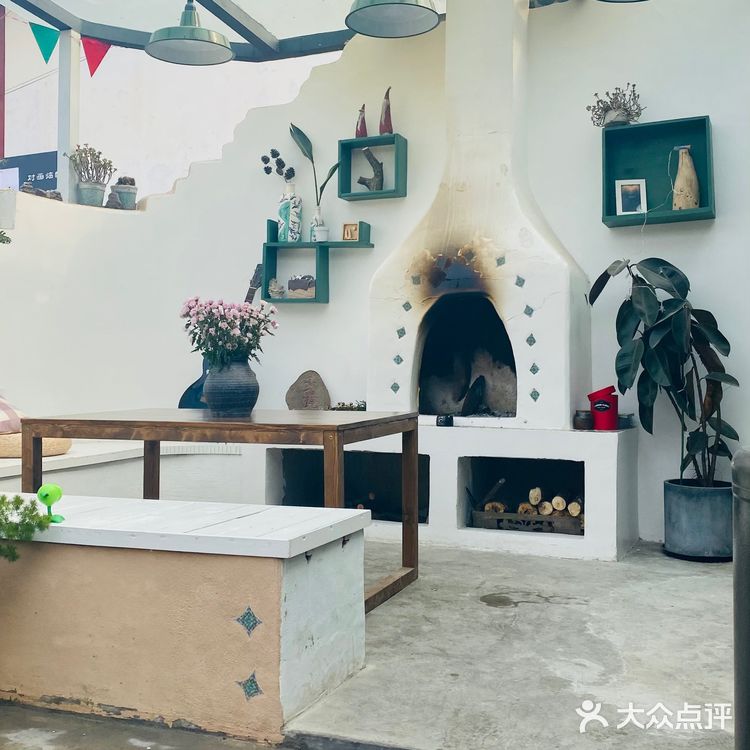 立春来鲟也万事屋，愿新年万事如意