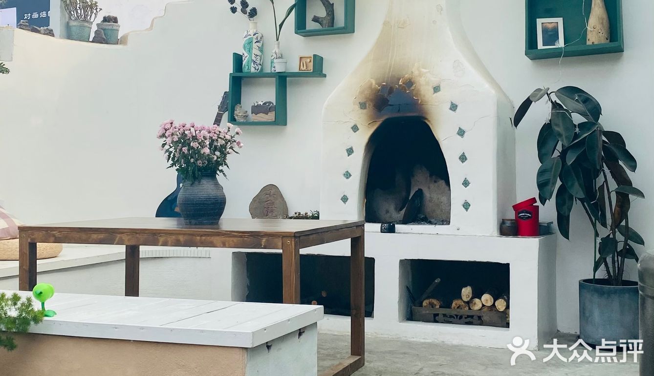 立春来鲟也万事屋，愿新年万事如意