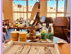 -无奔眼镜·蔡司·依视路授权店(朝阳大悦城店)