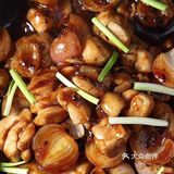 他的辅食比较多的就是面条、饺子、肉片汤、蒸蛋、蔬菜丸