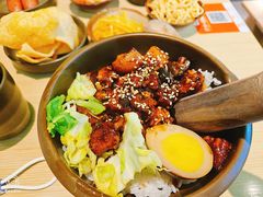 新派卤肉饭-京参 • 擂椒饭(这有山店)