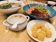 -贵凤凰贵州米粉(五道口店)