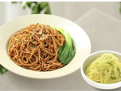 -李先生牛肉面大王(西安北站北区店)