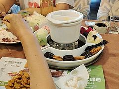 -意卡菲·欢乐聚会餐厅(华侨店)