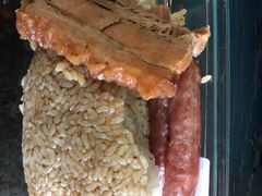 -梁阿婆廿年老牌扣肉糯米饭