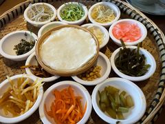 -包整·丝娃娃(一览甲秀楼风景店)