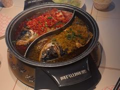 -阿瓦山寨·湘菜现炒·剁椒鱼头王(咸阳总店)