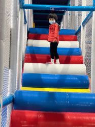 -哆啦爱梦儿童乐园(住邦城市广场店)