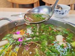 -乡土黄·鲜牛肉火锅·小龙虾(兴业街店)