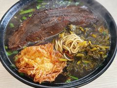 大肉面-小龙大肉面馆