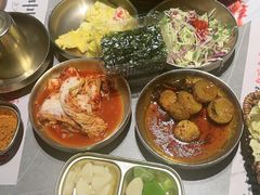 -草家酱蟹炭火烤肉店(珲春南路一店)