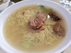 牛腩面-明泉居茶点荟(车陂店)