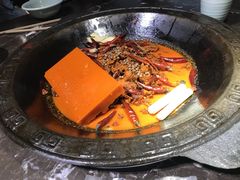 -红九格老火锅(三峡广场店)