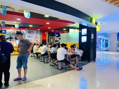 -麦当劳甜品站(高德置地广场春广场店)
