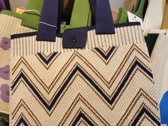 -泰康仰忠精品批发城