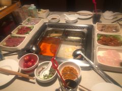 捞派麻辣滑牛-海底捞火锅鲜切牛肉主题店(长寿路店)