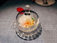 -弦月窗LUNETTE BY AMANDA(复兴路店)