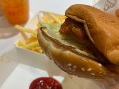 -肯德基(绿溪谷店)