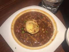 台湾卤肉饭-Local泰莲庭(虹鳟鱼店)