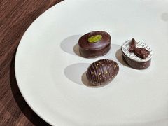 -Laderach 莱德拉(上海环贸iapm店)