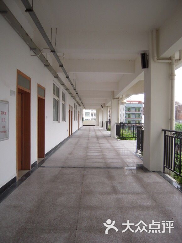 海南华侨中学三亚学校